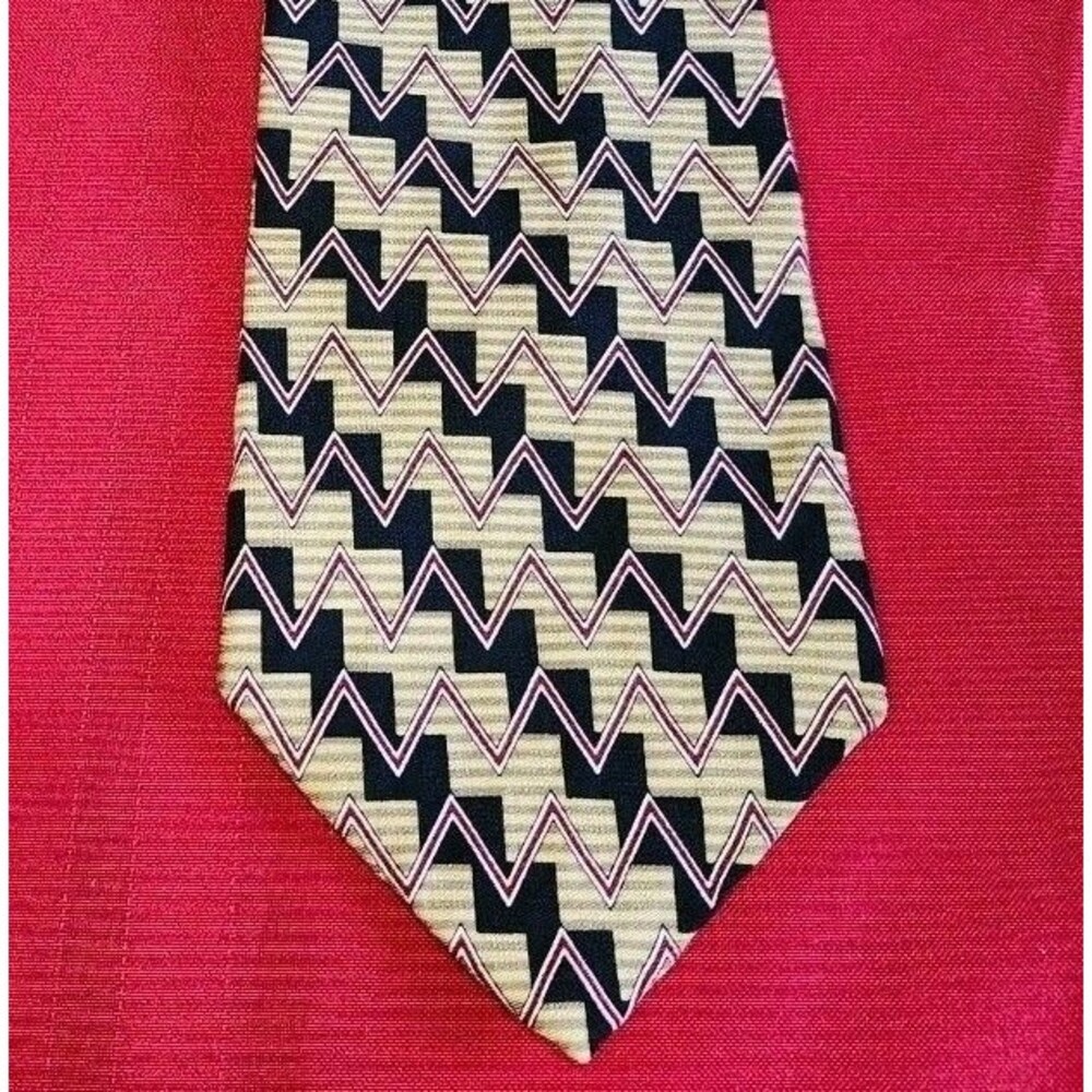 Vintage John Henry Silk Necktie Op Art Chevron Zigzag Geometric USA Wide Tie